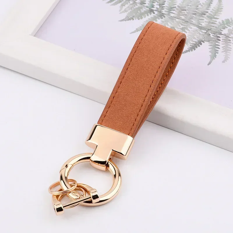 Customized Suede Leather Keychain for Men and Women Car Logo Metal Key Chain Pendant Laser Engrave Retro Vintage Keyring Gift