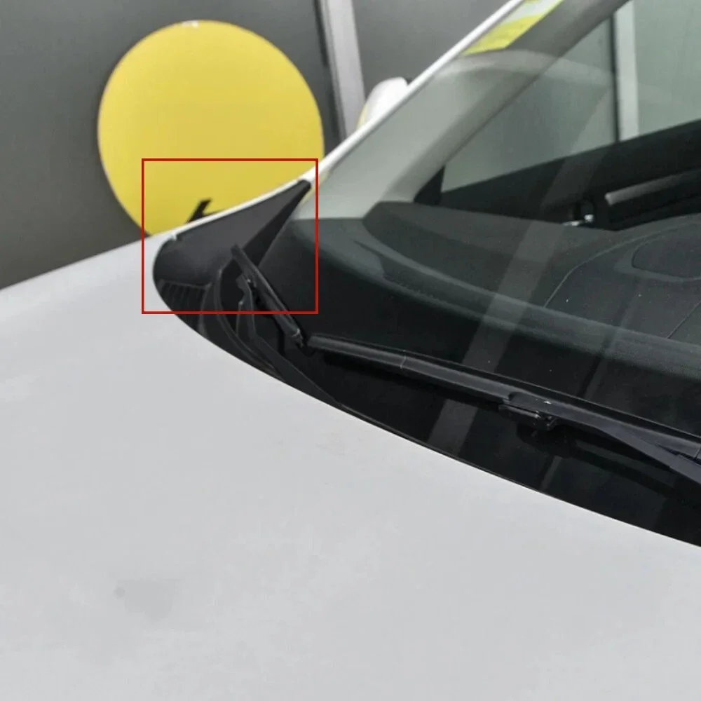 For Renault Koleos II HC 2017-2023 668624304R 668630395R Front Windshield Wiper Side Corner Cover Plate Water Deflector Panel