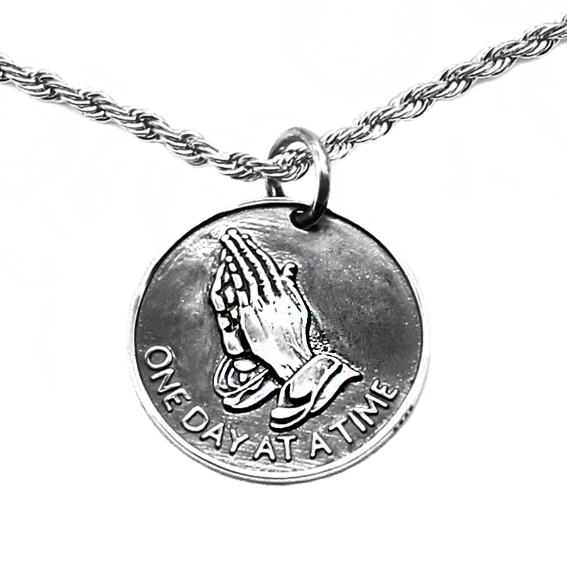 

Pure Silver Praying Hands Necklace Men's Pendant Hip Hop round Plate Trendy Valentine's Day Gift Fashionable Jewelry Accessory