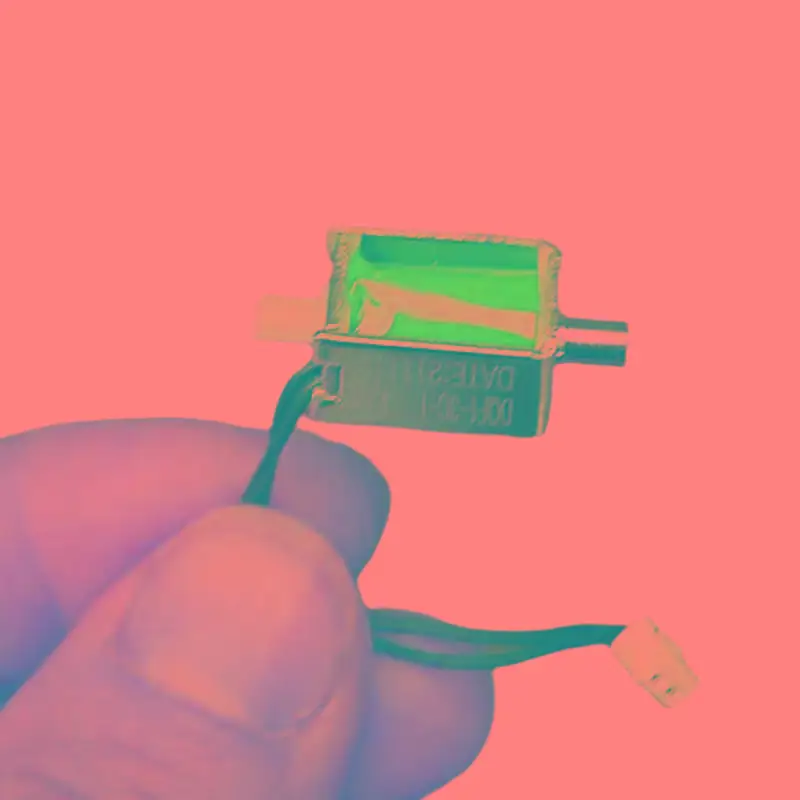 

1 шт. DC3,7 В-5 В микроэлектрический электромагнитный клапан 2-ходовой нормально закрытый мини-воздушный клапан воздушный газовый клапан управления потоком DIY монитор насоса