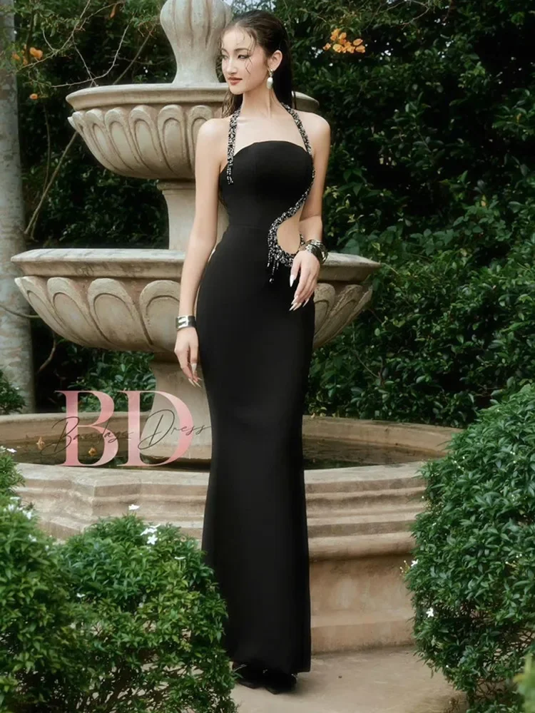 

2025 Women Celebrity Sexy Diamonds Halter Black Maxi Long Bandage Bodycon Dress Elegant Evening Club Party Outfit