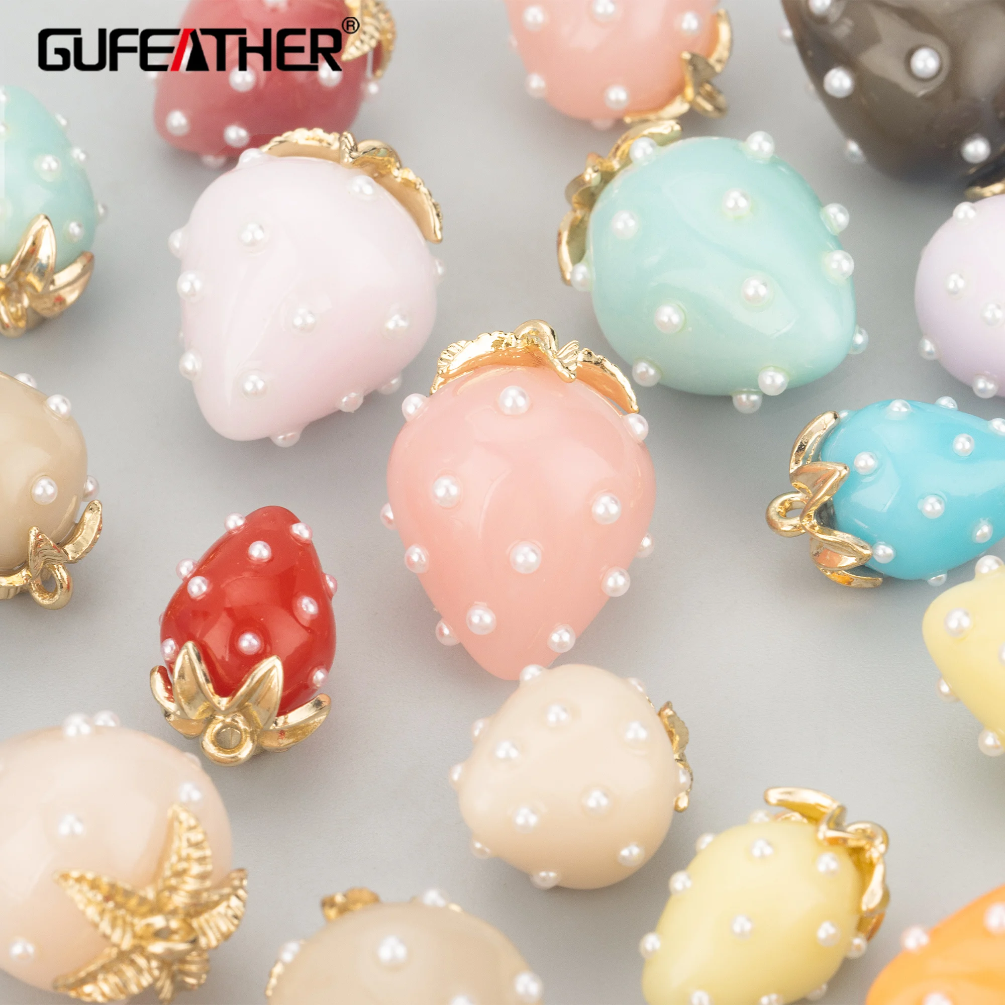 GUFEATHER,10pcs/lot,MH37,jewelry accessories,copper cap,resin,hand made,strawberry shape,charms,jewelry making,diy pendants