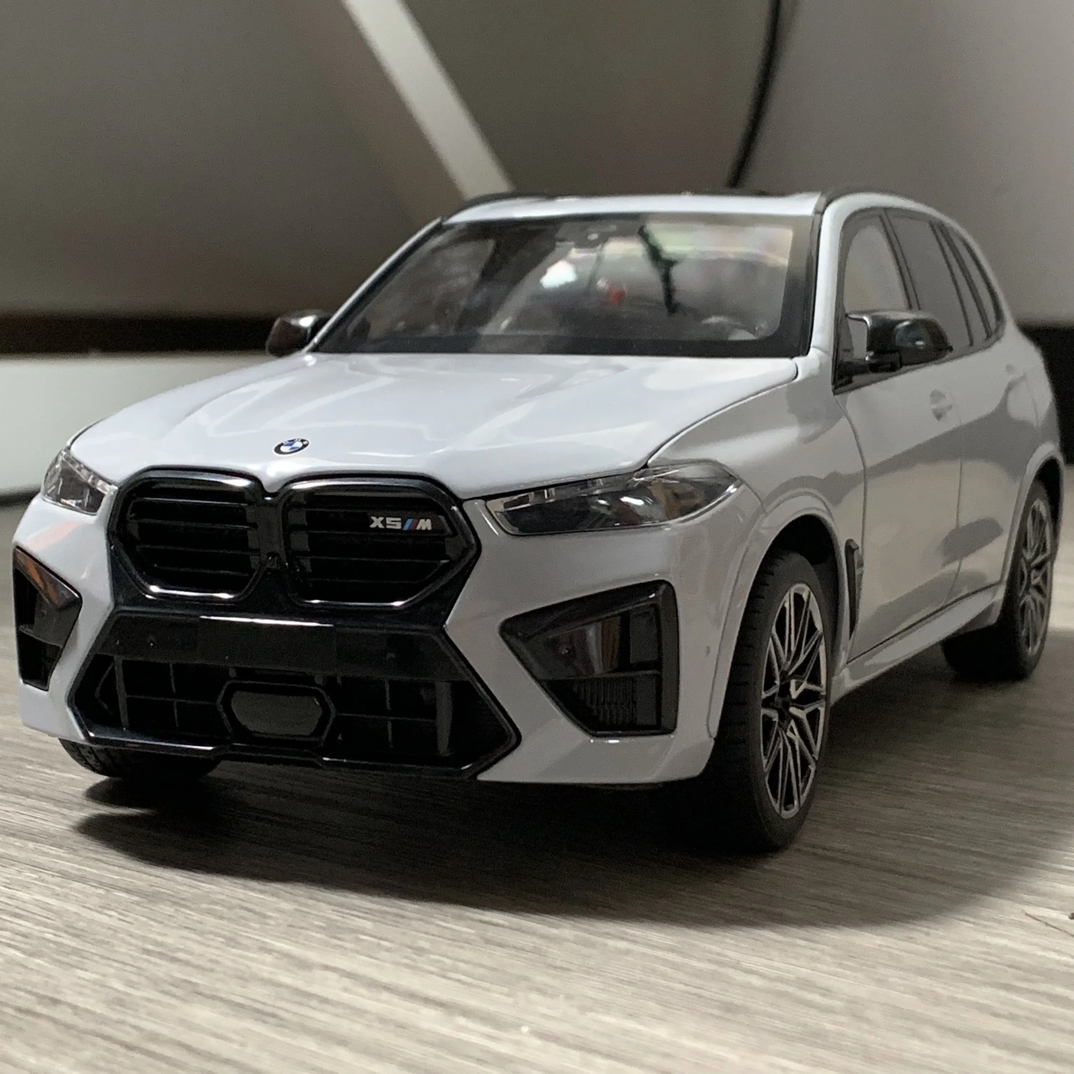 1:18 2025 BMW X5 M Competition LCI SUV Alloy Metal Diecast Model