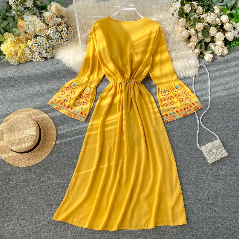Vestido Bohe de estilo nacional para mujer, vestido de playa para vacaciones, vestido largo de lino y algodón bordado