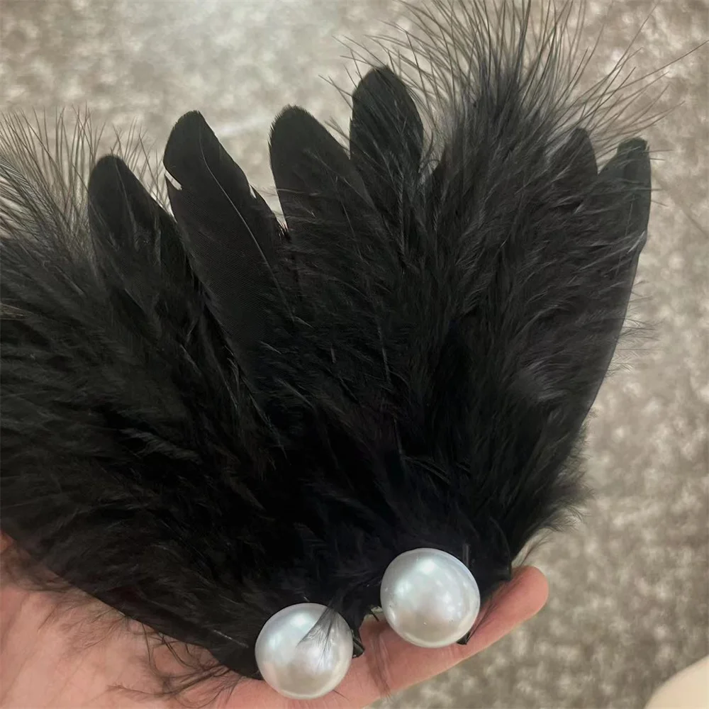 1Pair White Swan Feather Hairpin Headwear Ballet Style Stage Performance Side Clip Girl Party Faux Pearl Accessories Hair Clips