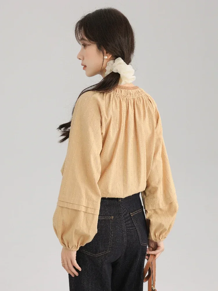 French Vintage Lace Patchwork Blouse for Women, Autumn Floral Lantern Sleeve Splicing Loose Slim Fit Round Neck Top Spring Autum