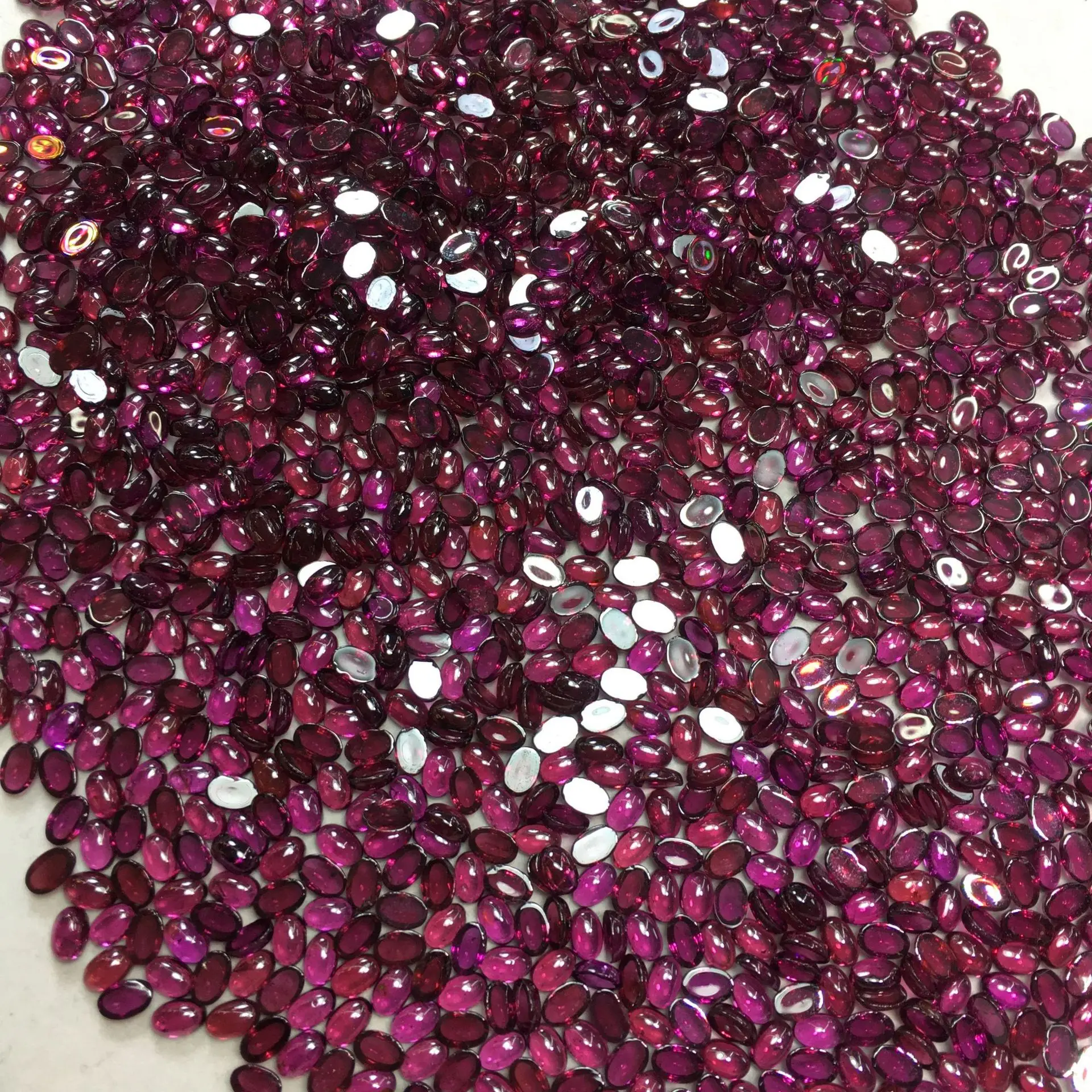 Wholesale 20pcs/pack Genuine Garnet 4x6mm Oval Semi-Precious Gemstone Jewlery Cabochon Ring Face For Jewelry DIY