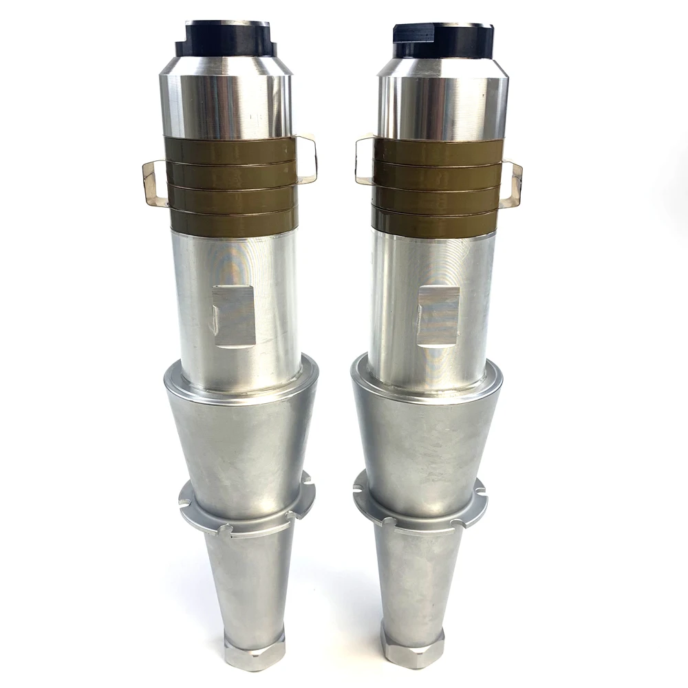 

Ультразвуковые преобразователи 15 кГц Ультразвуковой сварочный преобразователь для пластика 2600 Вт Материал Pzt8