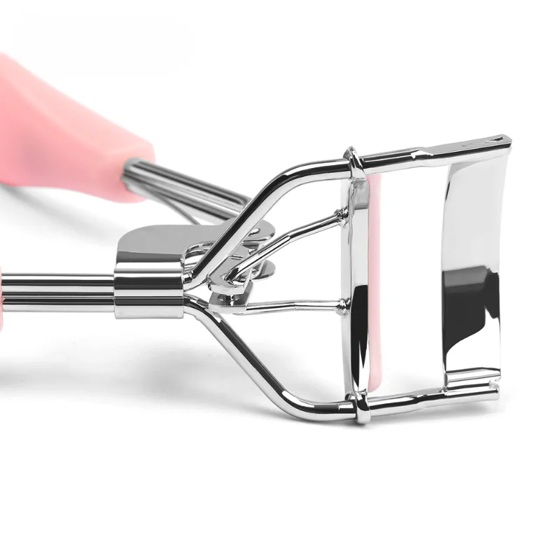 Thumbnail 4 - #77 Compare Eyelash Curlers Before You Buy