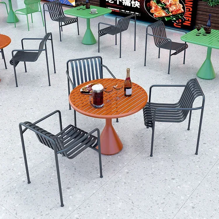 Garden outdoor wrought iron table and chair combination milk tea shop dessert shop industrial style dining table and chair outdo