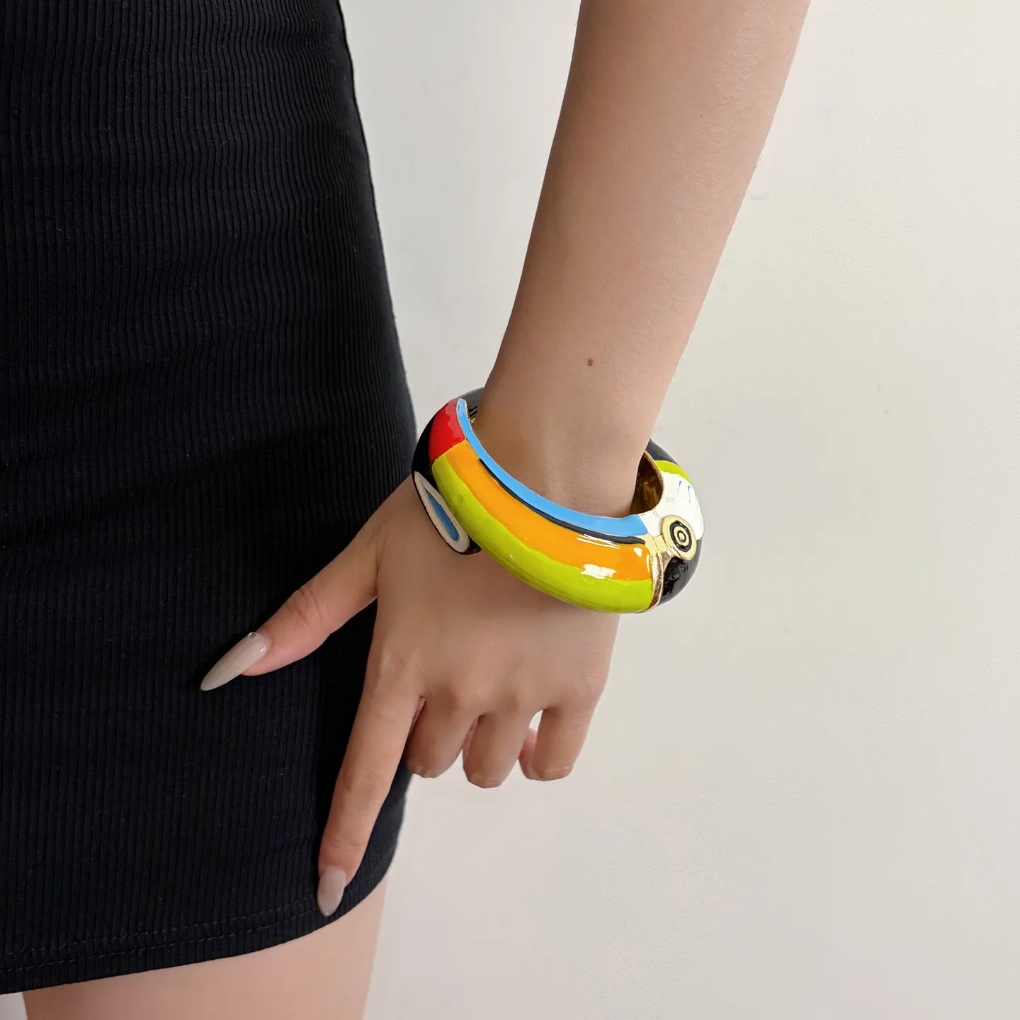 Women Luxury Enamel Parrot Open Cuff Bangle Niche Designer Heavy Duty Exaggerated Advanced Sense Bracelet