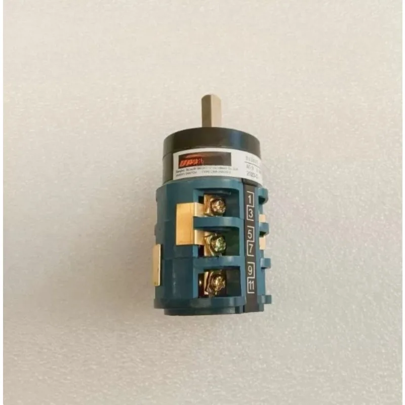 Ui-500V 25A 5.5W 50/60Hz UNITE Tire Dismantling Machine Dedicated Forward and Reverse Conversion Switch 220V/380V