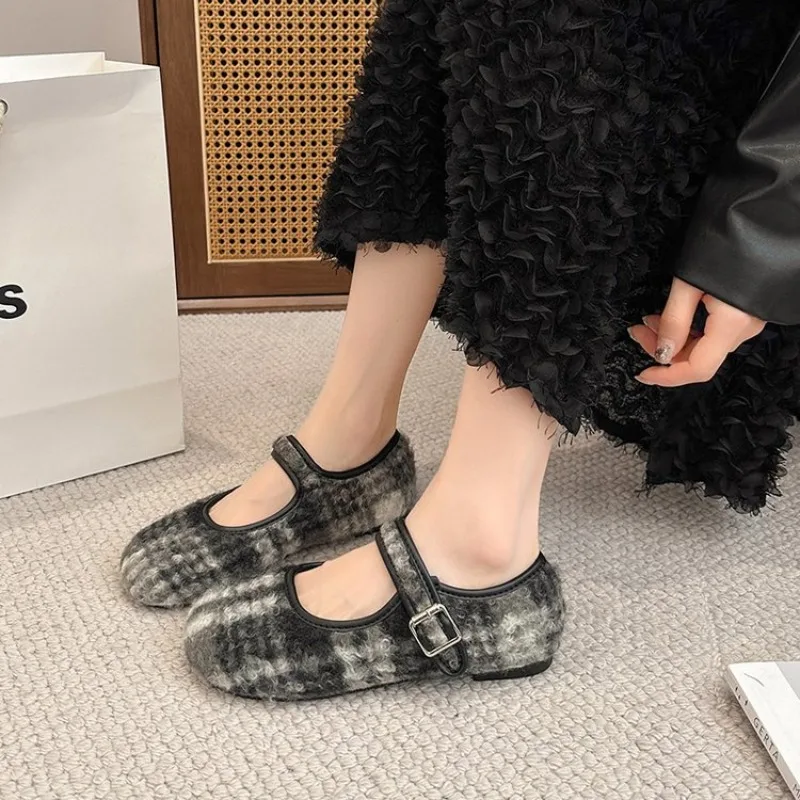 أحذية السيدات المسطحة أزياء الربيع والخريف عارضة رئيس جولة رقيقة أسفل المضادة للانزلاق اللون مطابقة الأحذية المفلكنة الضحلة #4