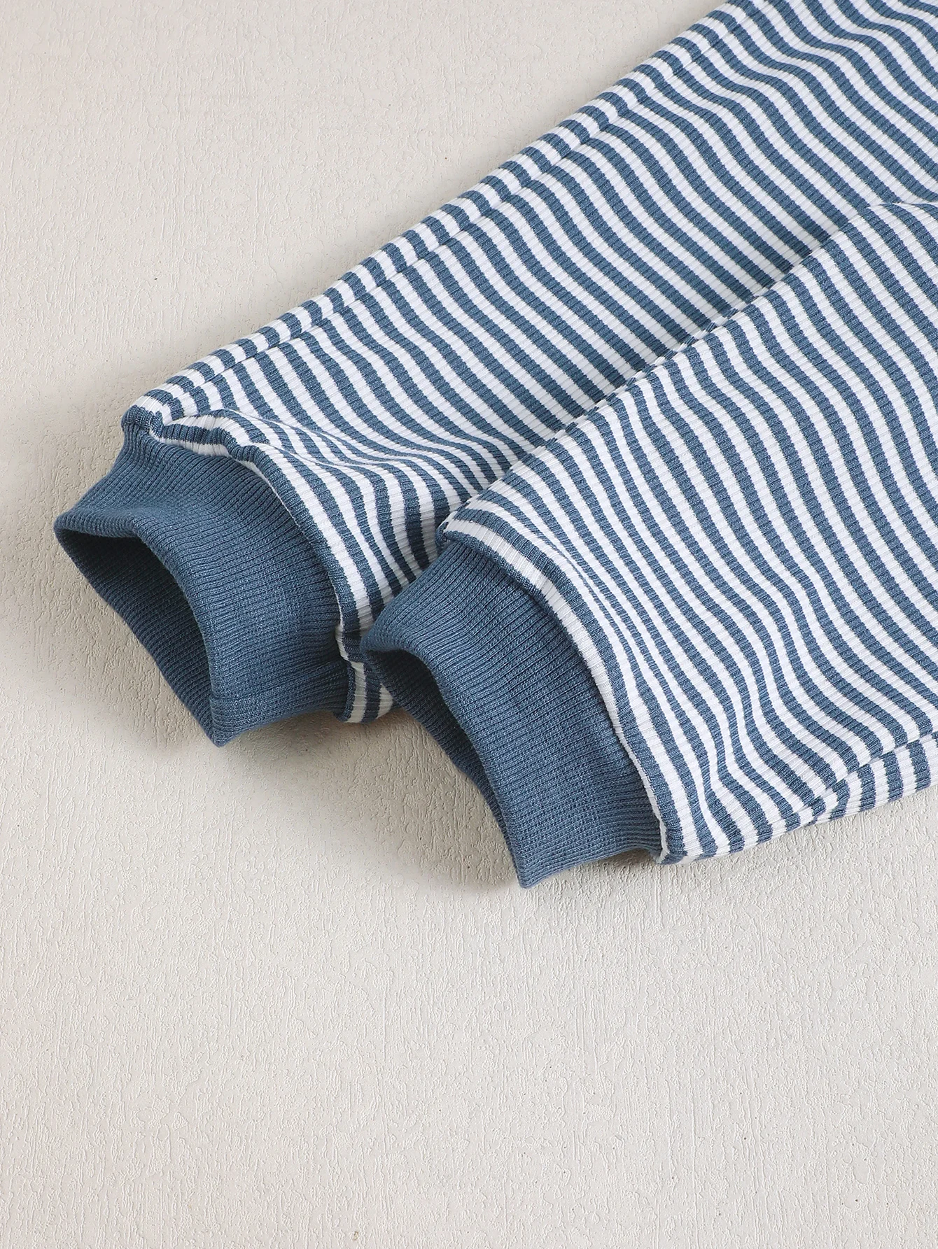Baby-Jungen-Set für Frühling und Herbst mit Bärenmuster, Rundhalsausschnitt, langen Ärmeln und langen Hosen, Babykleidung, Kleinkind-Outfit – Detail 7