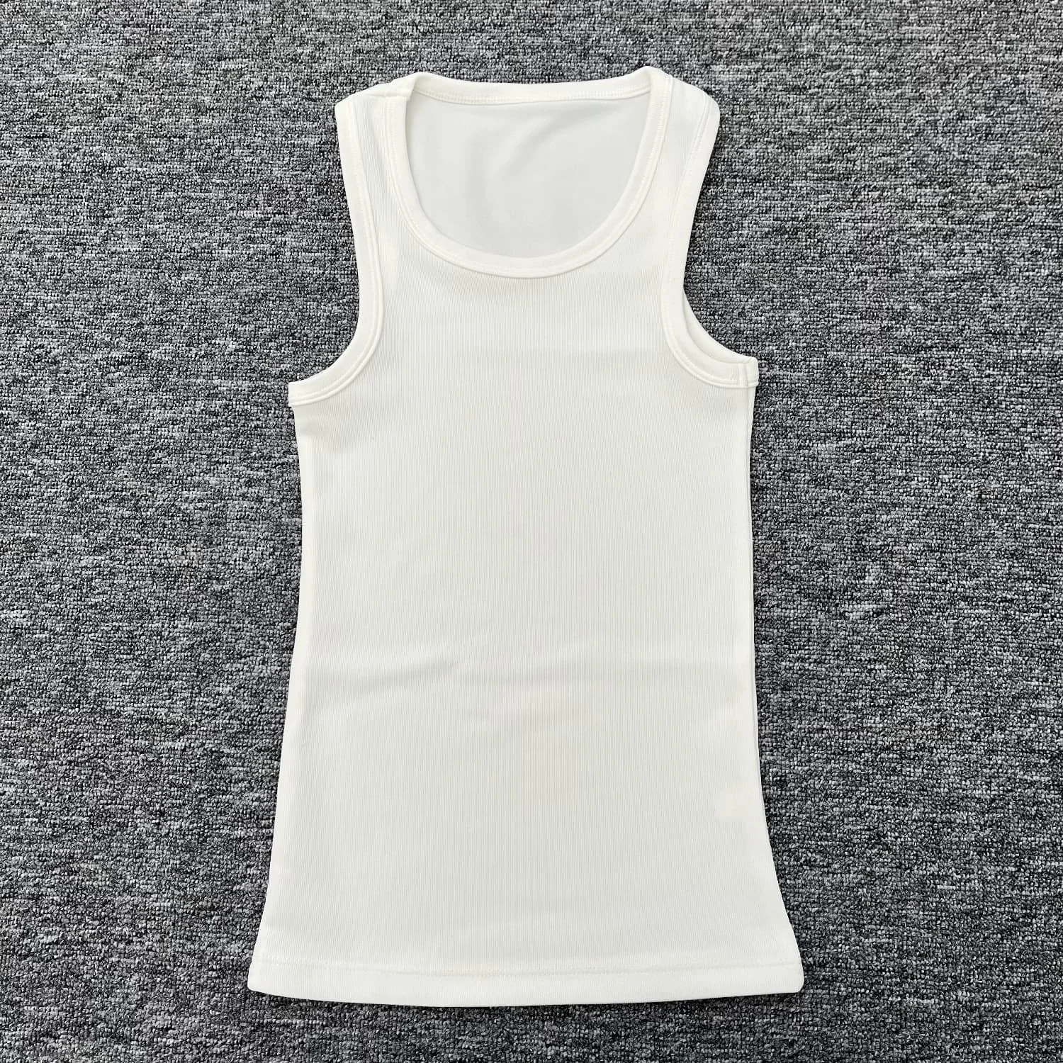 

Kar&Otza women's 2024 autumn and winter new white top round neck elastic ribbed comfortable casual versatile sleeveless T-shirt