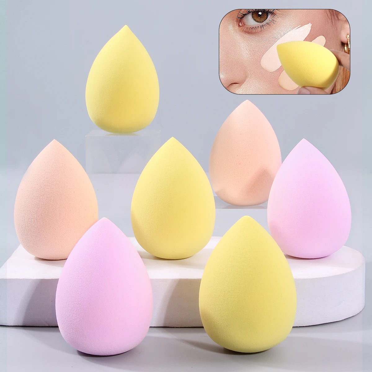 12 peças de ovos de esponja de maquiagem macia gigante expandem quando expostos a água e não colam no pó. Uma ferramenta de maquiagem especial para o rosto
