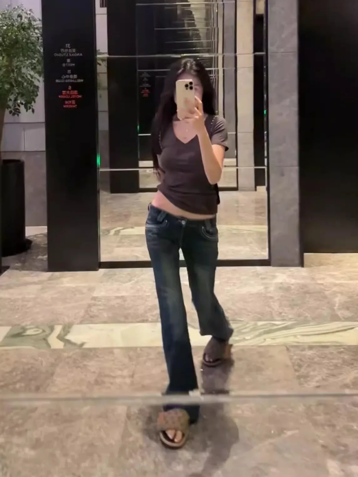 

Sexy Retro Low Waist Bell Bot Jeans Waed out Distred Cotton Stretch Denim Ladies High Slant Zipper Fastening Blue