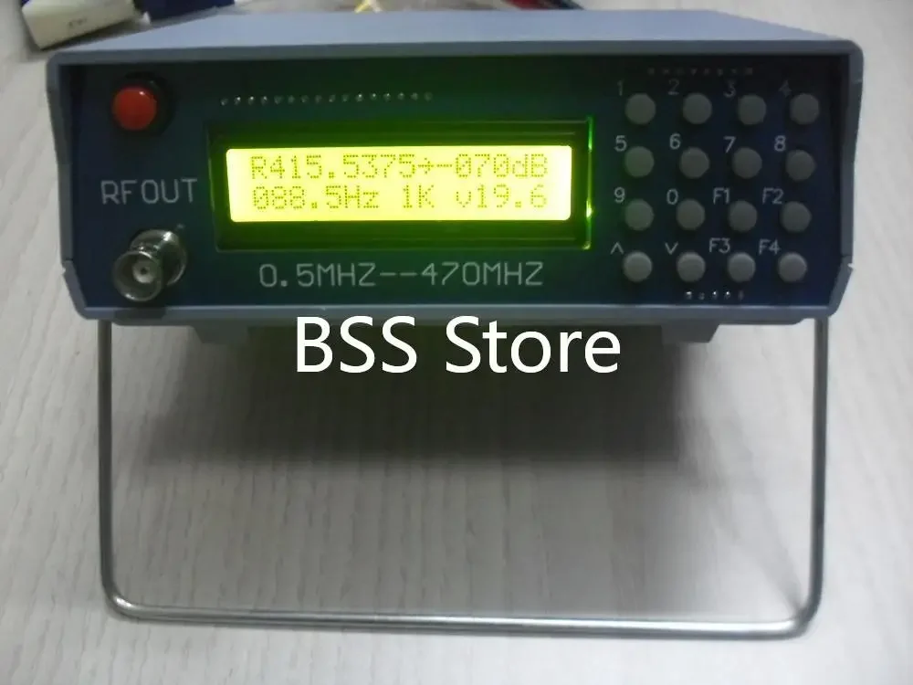 High Frequency Signal Source RF Signal Source 0.5-470MHz 0.5MHz-470MHz FM Frequency Modulation Intercom Sensitivity Test Module