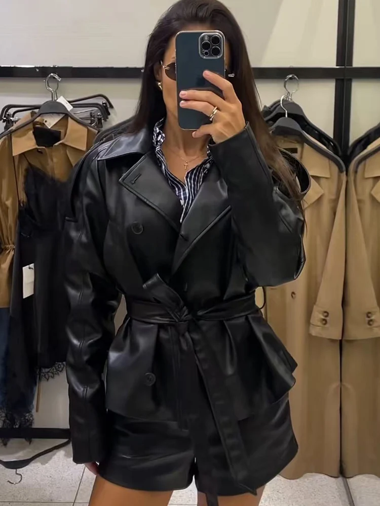 TFMLN Vrouwen Nieuwe Mode Imitatie Leren Jas Retro Lange Mouw Riem Jas Jas Casual Revers Button Up PU Bovenkleding Herfst