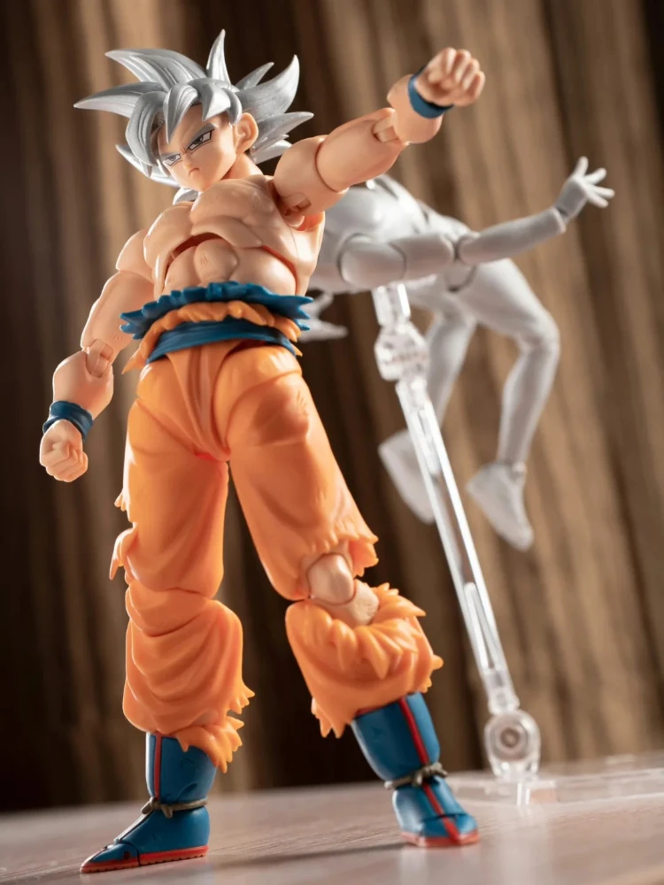 In-Stock Bandai Original SHF DRAGON BALL Son Goku Migatte no Gokui Silver Hair Anime Action Figures modello da collezione regali giocattolo