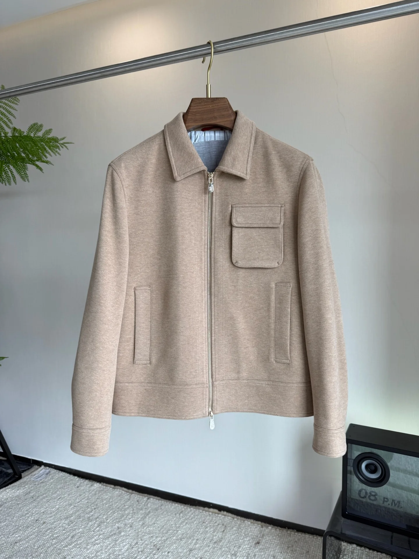 

Повседневная куртка из смеси шерсти BC с воротником с лацканами