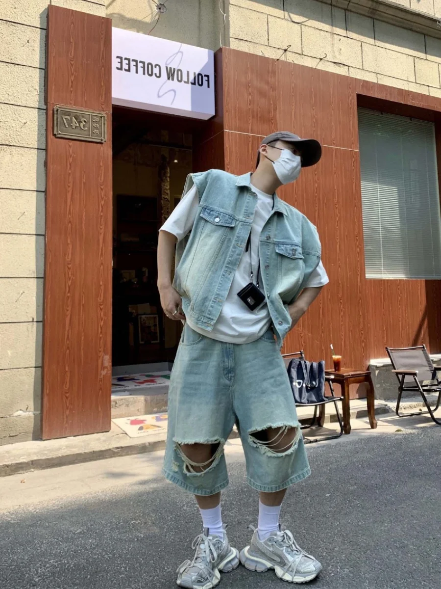 

Retro American Denim Jaet And orts Set for Men And Women Summer Loose Svel Coat Youthful Vitali Sle Water Waed