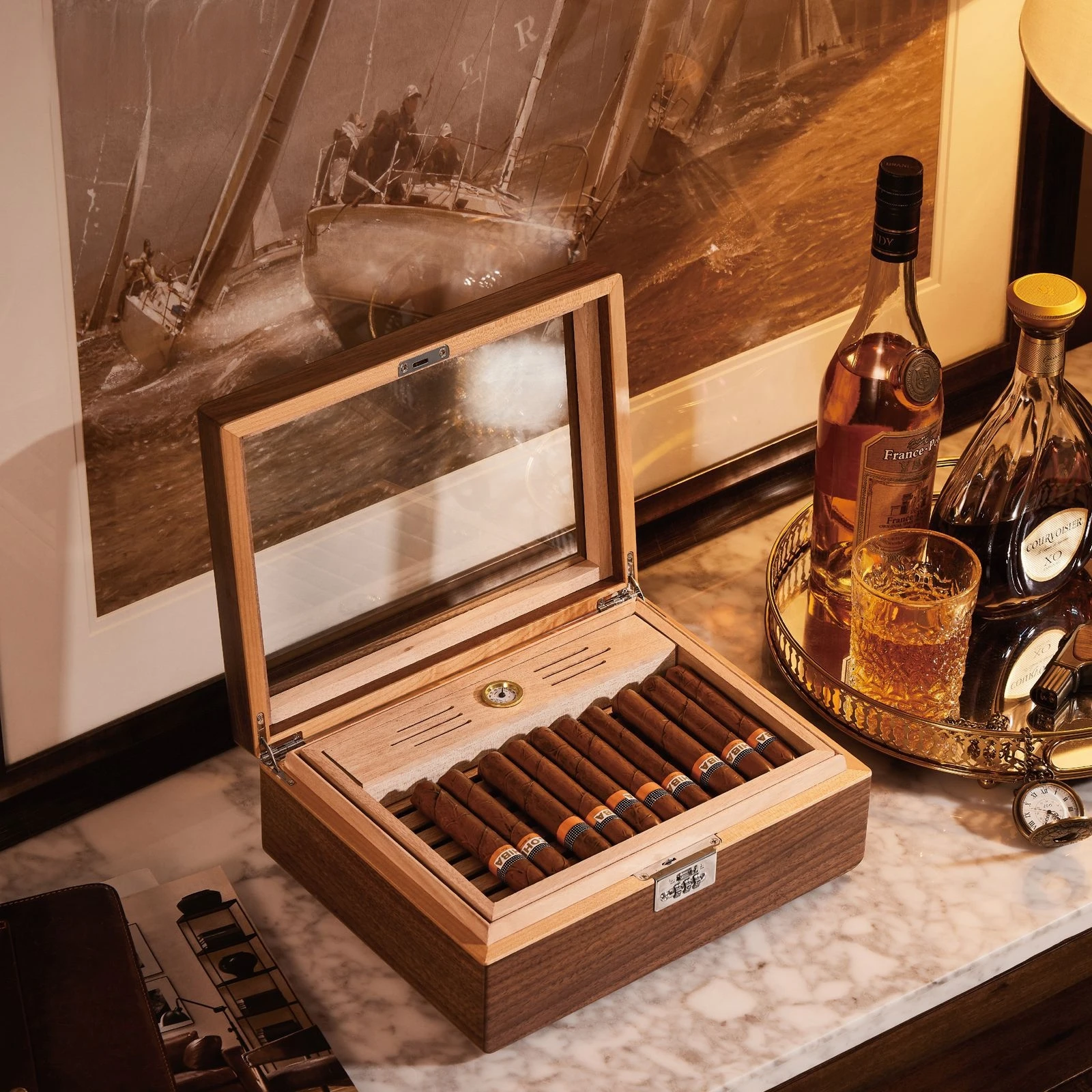 

Wooden Transparent Portable Lockable Cuban Cigar Humidor Moisturizing Cabinet Bulk Cigarette Packaging Box for Humid Storage