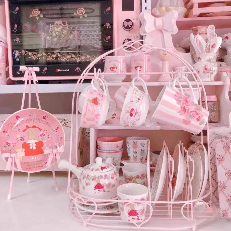 

European creative love storage rack, water hanger, cup saucer pot hanger, coffee rack, wrought iron cup saucer storage r