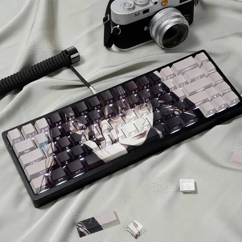 82 Keys Makima Anime Keycaps Translucent Key Cap PBT Keycap Chreey Keycaps Dye-sub Mechanical Keyboard Caps for Wooting HE60/68