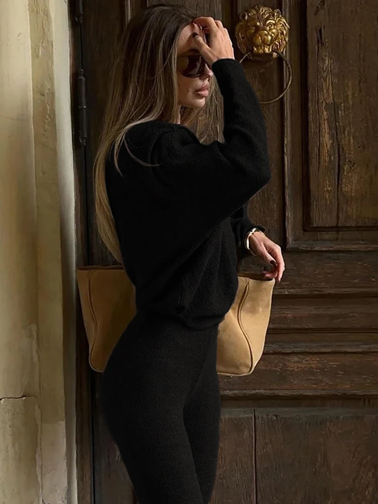 Nibber Comfortable Fleece 2-Piece Set Women Skew Collar Full Sleeve Crop Tops+Elastic Waist Flared Pants Fashion Simple Suits