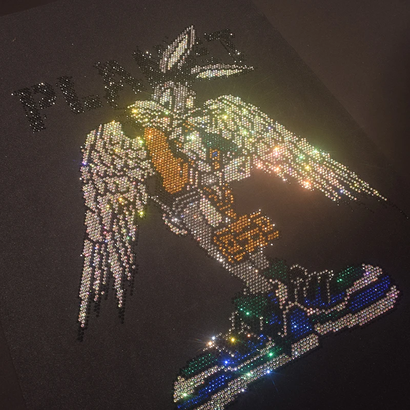 إكسسوارات كي حجر الراين عالية الجودة للقمصان والجينز والبلوزات