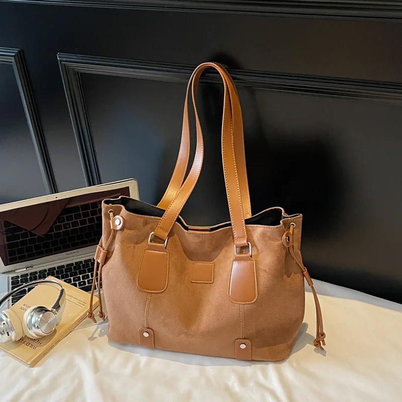 

Luxury Suede Shoulder Bags Large Capacity Vintage Commuter Tote Bags 2025 Autumn Retro Underarm Handbags For Travel Shopping