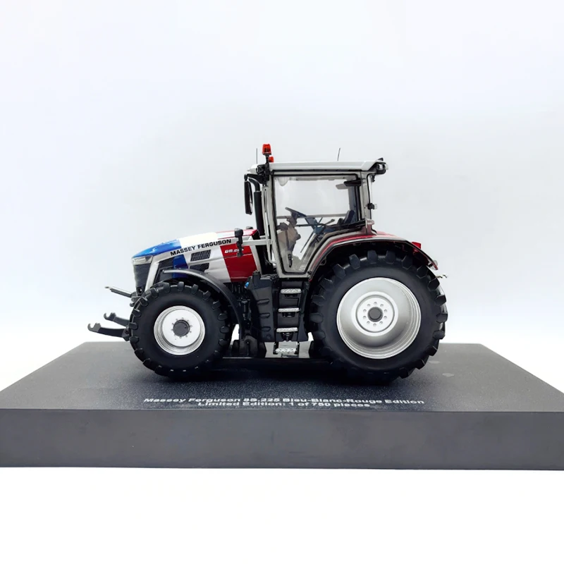 UH Diecast 1:32 Bilancia 8S.225 Trattore In Lega Macchine Agricole Modello Collezione di Veicoli Souvenir Statico Regalo Display Oranment