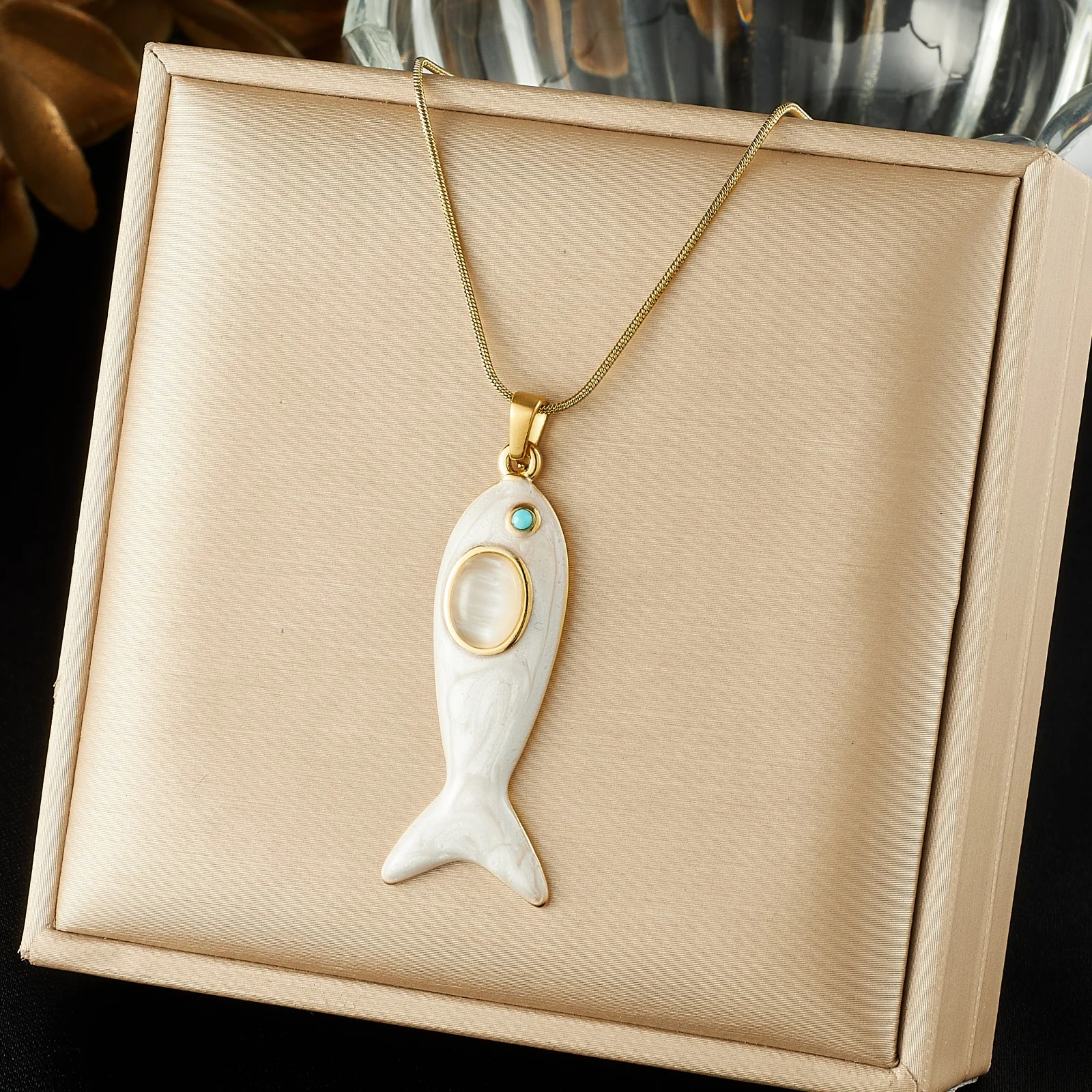 Stainless Steel White Glazed Enamel Fish Pendant Necklace For Women Classic Fashion Ocean Style Neck Chain Holiday view 5
