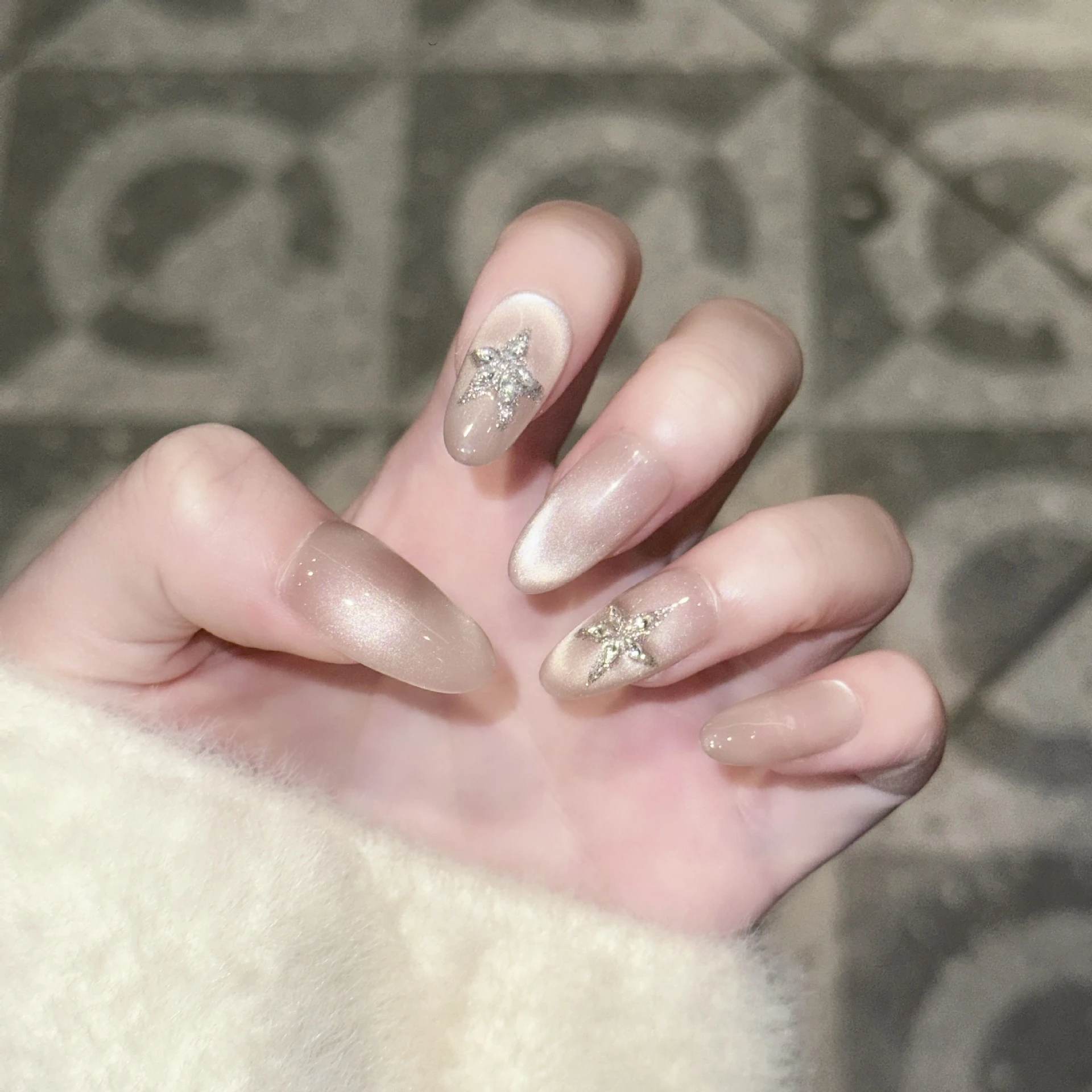 10pcs Pink Naked Cat Eyes Star Rhinestone Almond Press on Nail DIY Handcrafted Reusable False Nails for Wedding Party Daily Wear