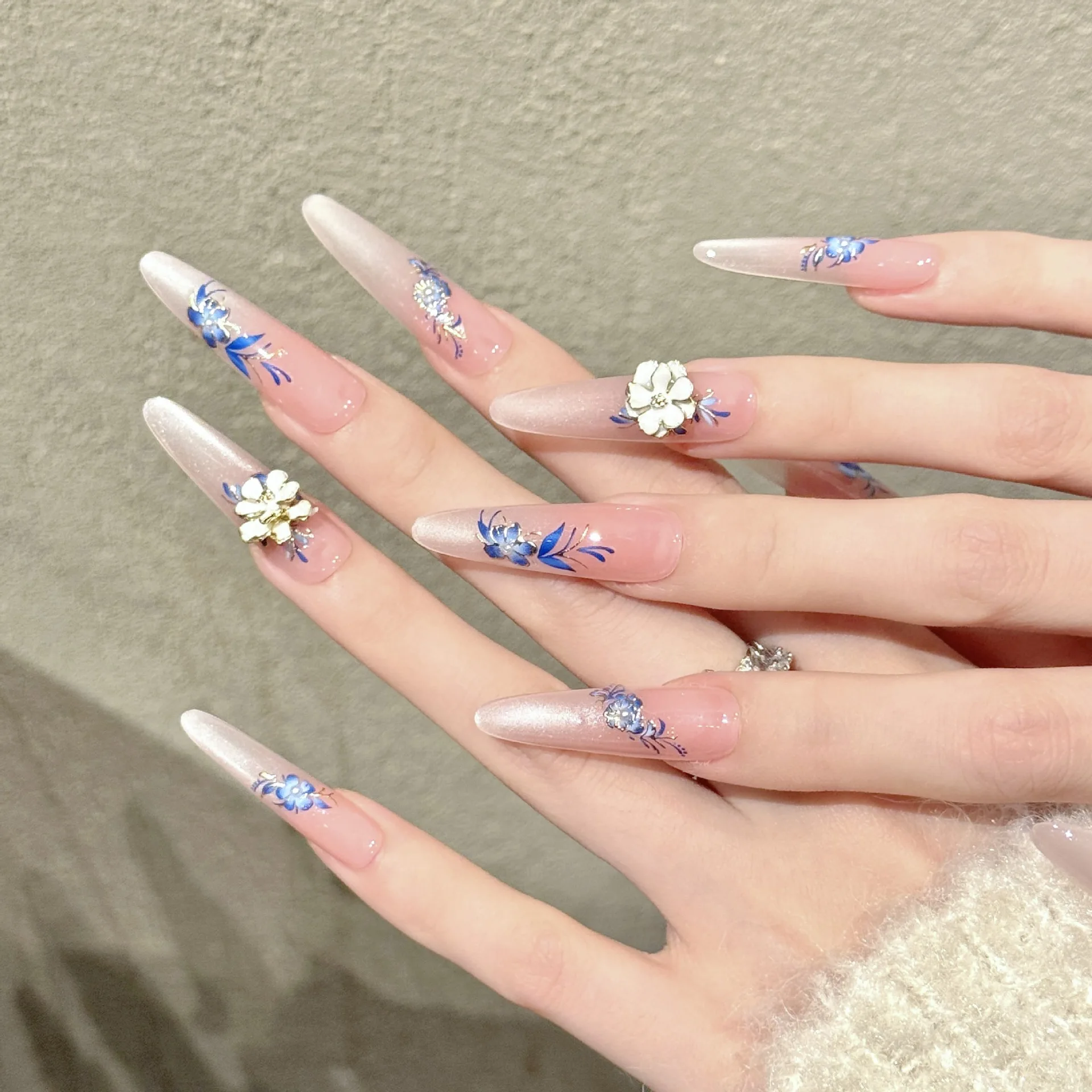10PCS Stiletto Handmade Press On Nails,Contrasting Color Fresh Style,Suitable For Festivals Parties And Daily Wear.