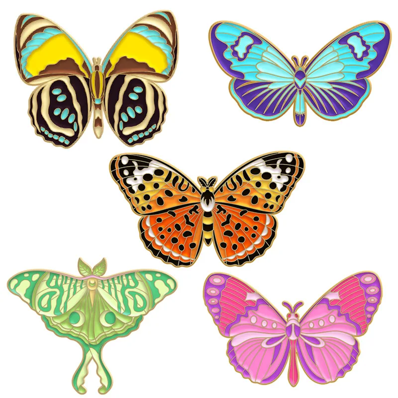 Insect Brooch Colored Moth Metal Badge Small Gift Wholesale Backpack Pin Brooches for Clothing Lapel Pins and Badges Backpacks