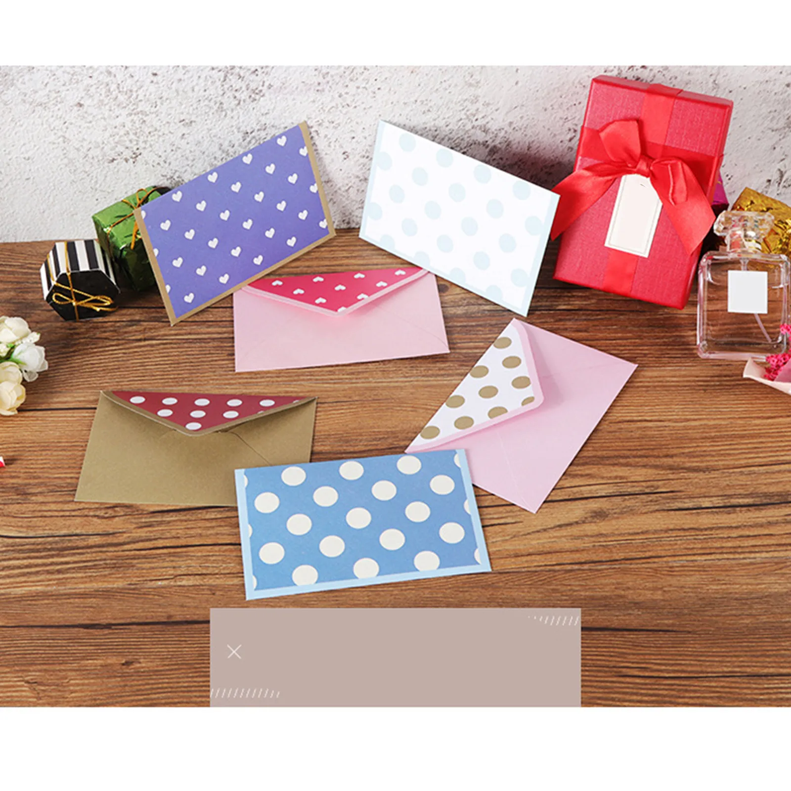 60Pcs Cute Mini Envelopes Romantic Envelopes Pack for Love Letters Greeting Cards Holiday Invitations Photos Announcements