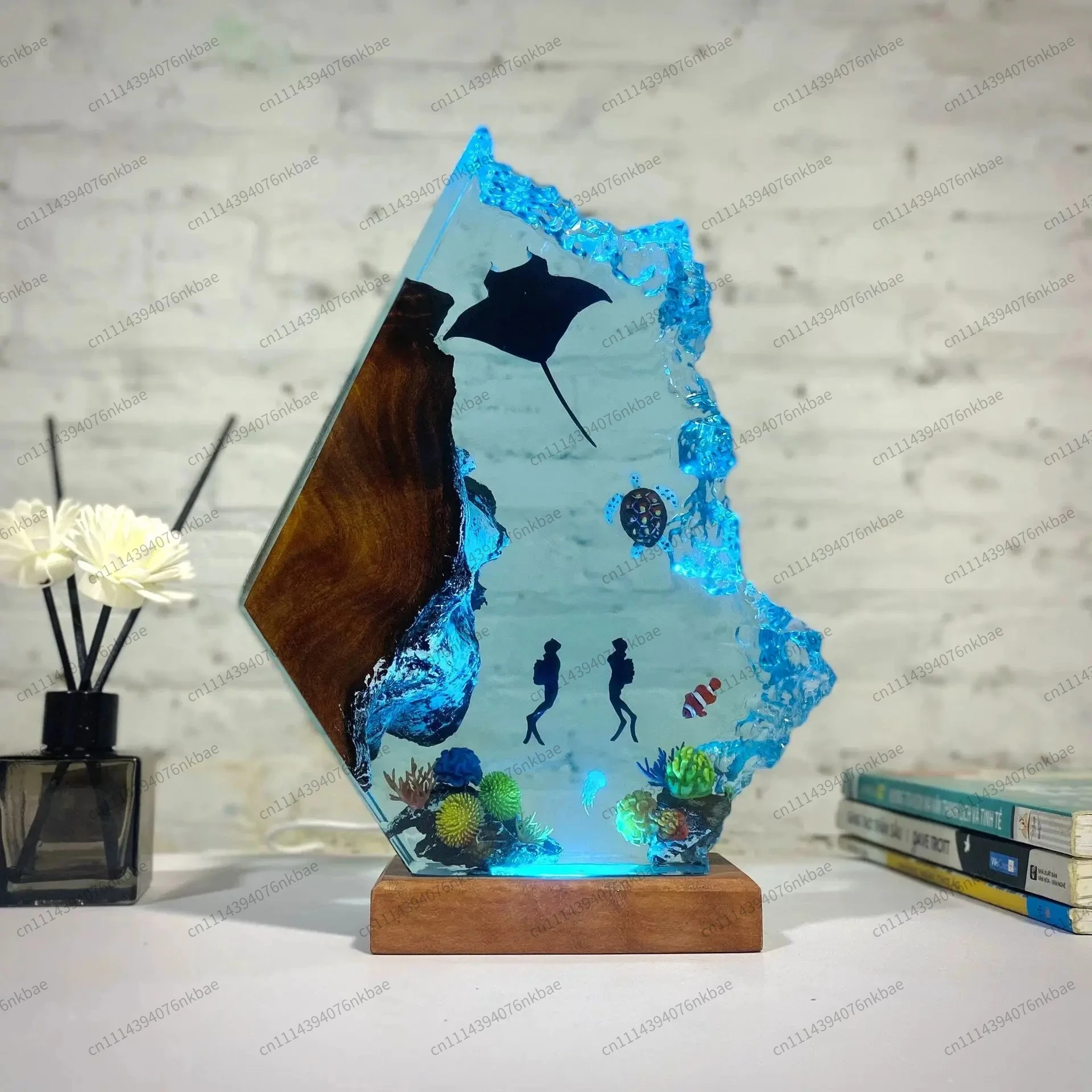 8×5 Inches Luminous Marine Epoxy Resin Ornament Diving Theme Couple Gift Home Decoration