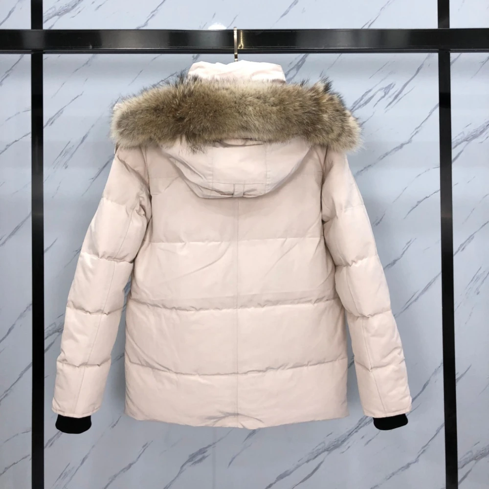 سترة رجالي فاخرة مصممة سترة منتفخة للنساء ماركة Wyndham Wolf بياقة جلد سترة شتوية عصرية معطف دافئ مقاوم للرياح في الهواء الطلق