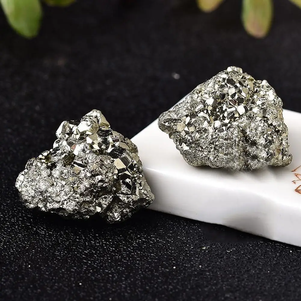 Pyrite Naturelle Irrégulière pour Décoration d'Aquarium, Clip de Quartz, Rugueux, Spécimen de Pierre, 40g, 1 Pièce, G9h4