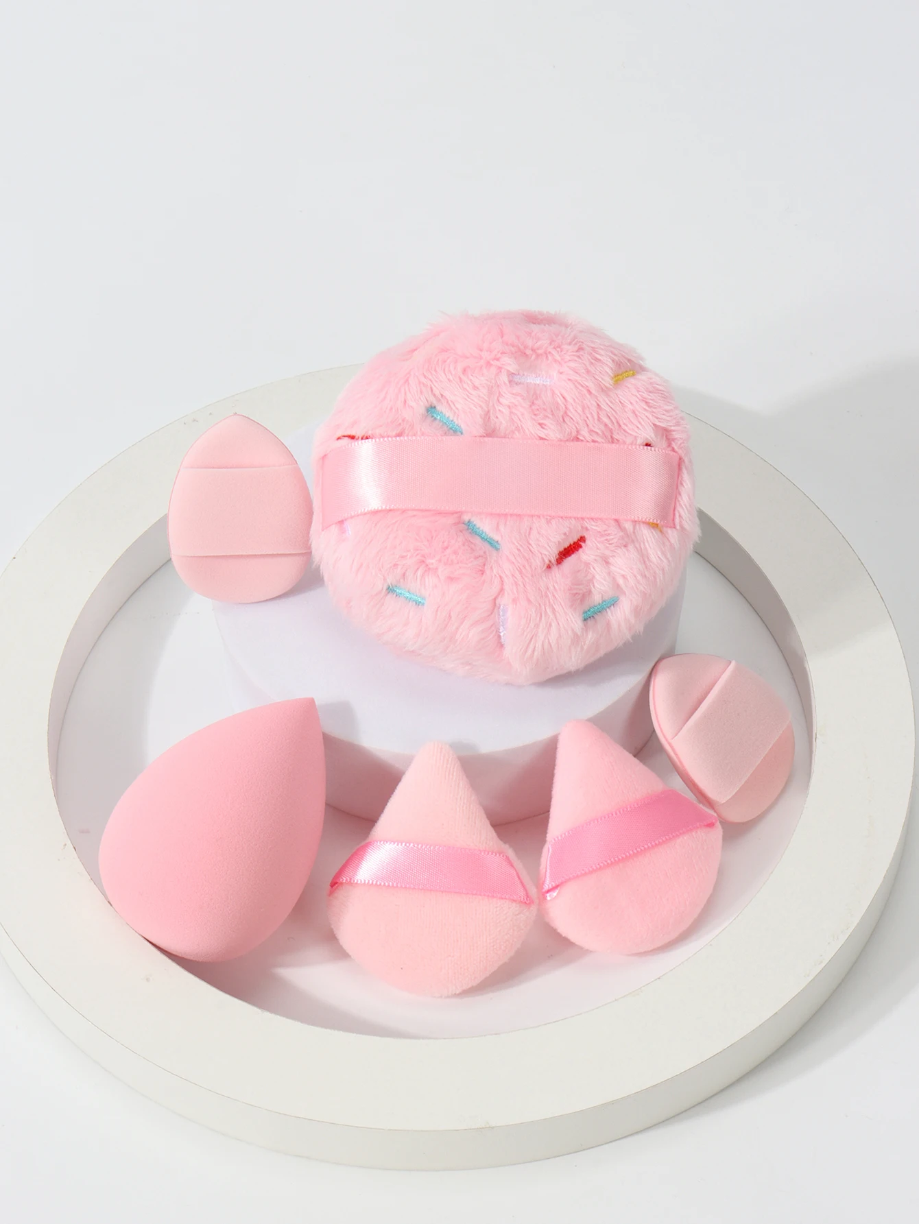 刺繍入りルースパウダーパフ6個セット、水にさらされると膨らむ、濡れた状態でも乾いた状態でも使用可能、あらゆる肌タイプに適しています。