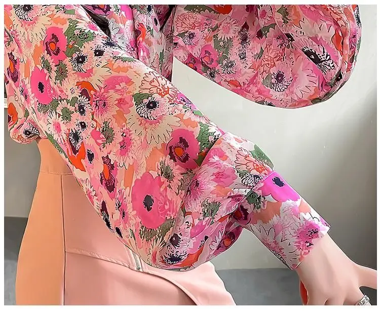 Fashionable and Stylish Floral Pink Shirt for Women in Spring 2024 Thin Top Chiffon Shirt for Women Slim Lantern Sleeve Shirt