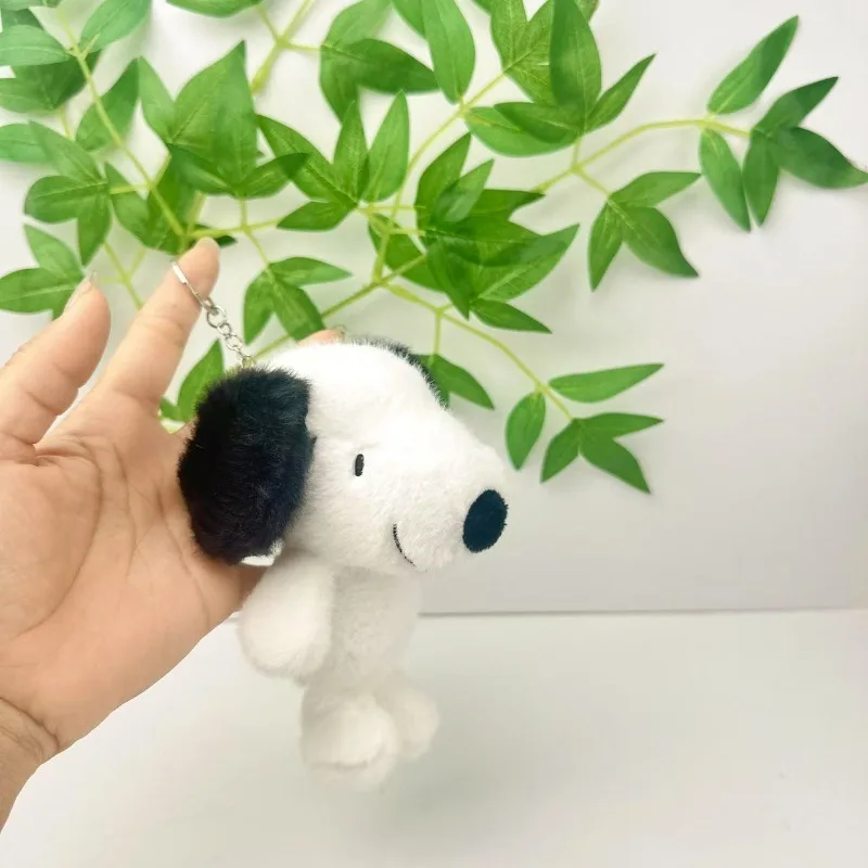 2025 novo dos desenhos animados 15cm snoopy filhote de cachorro chaveiro pingente brinquedo de pelúcia boneca mochila chaveiro boneca presente para meninos e meninas