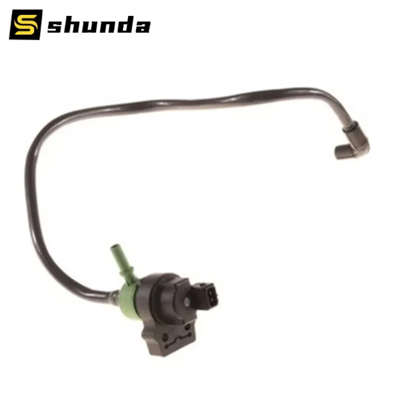

A2124702393 Клапан продувки углеродного фильтра для Mercedes-Benz E-Class (W212) 2009-2010 гг.