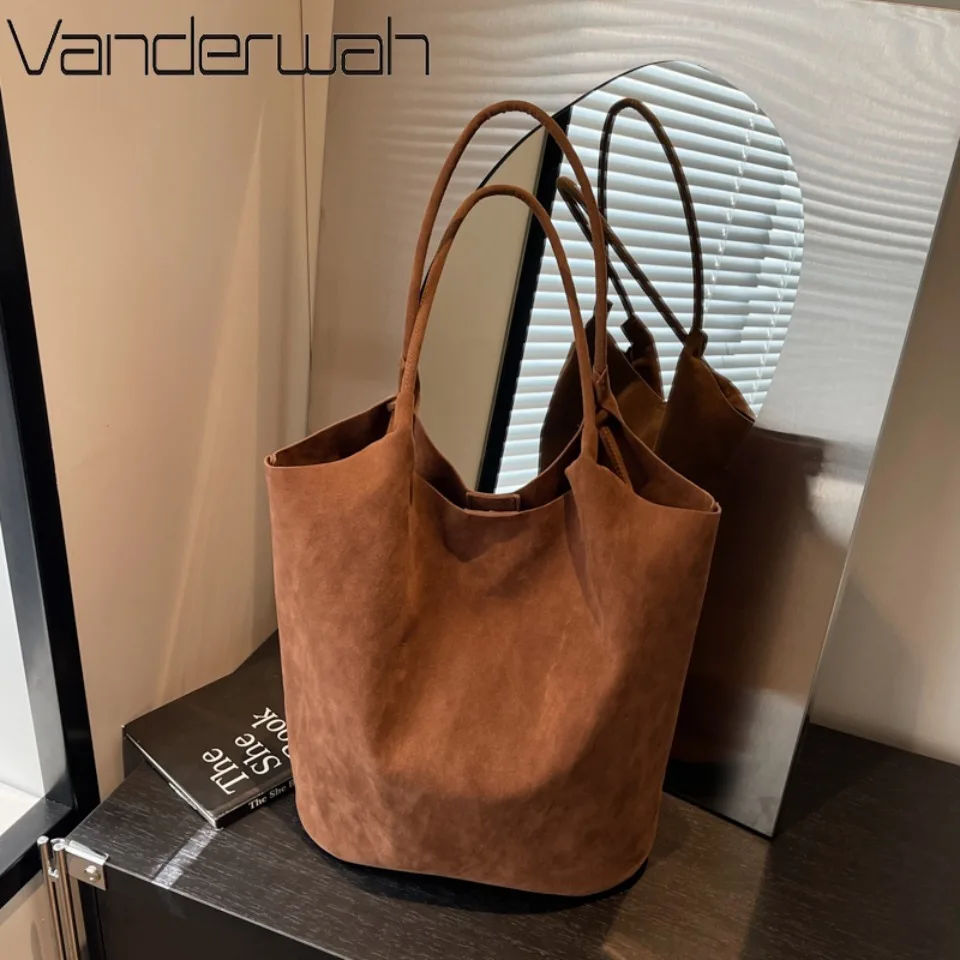 

Retro Women Suede Tote Bag Women Bags Casual Shopping Commute Handbags Ladies Large Capacity Solid Color Shoulder Bag 2026