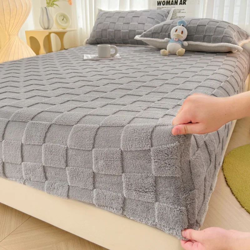 Bonenjoy Jacquard Bed Cover Velvet Fitted Sheet Plaid Style Bedsheets постельное белье Warm Mattress Protectors(