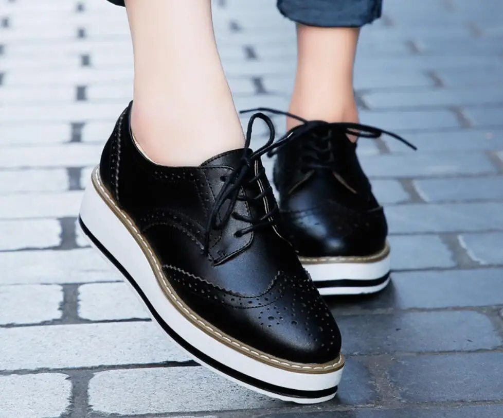 

New Women Flats Ballet Shoes Woman Cut Out Leather Breathable Leather shoes Women Boat Shoes Oxford shoes Ladies Casual Shoes