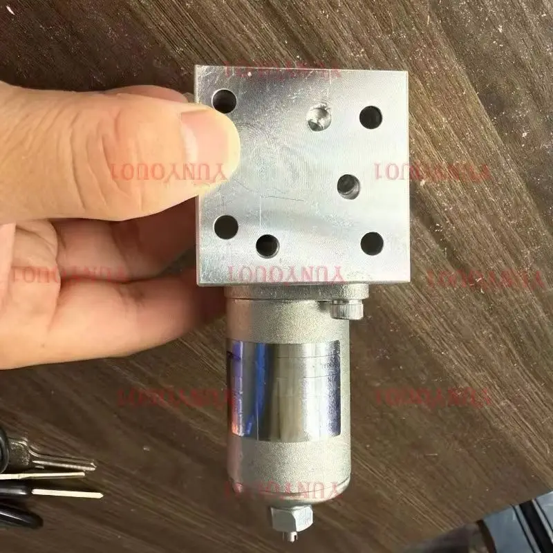 

AAA Excavator Anti-card Solenoid Valve Is Suitable for V90N130 Pump, Suitable for Sany 205 Anti-card Solenoid Valve Assembly