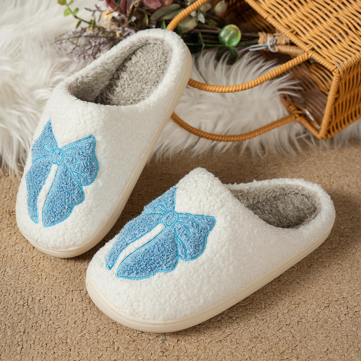 دافئ مريح المرأة داخلي القوس النعال لطيف هدية المضادة للانزلاق الشتاء المنزل موضة الفتاة لينة وحيد غرفة نوم أفخم الأزواج الأحذية